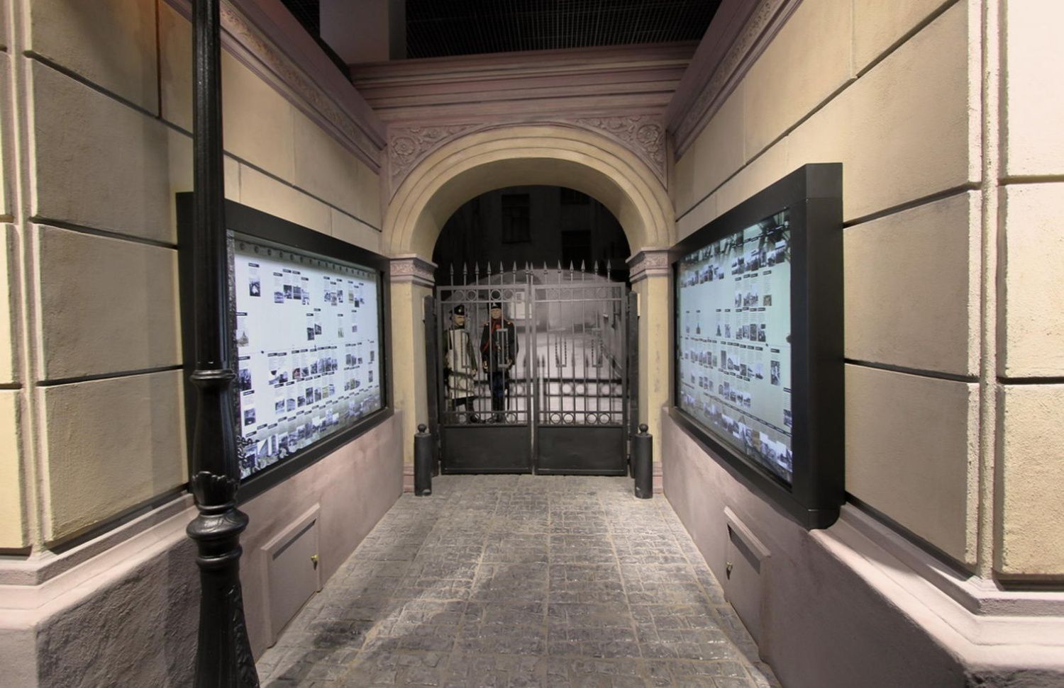 Выставка «Санкт-Петербург. История развития»