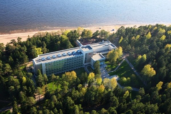 Repino Cronwell Park Hotel