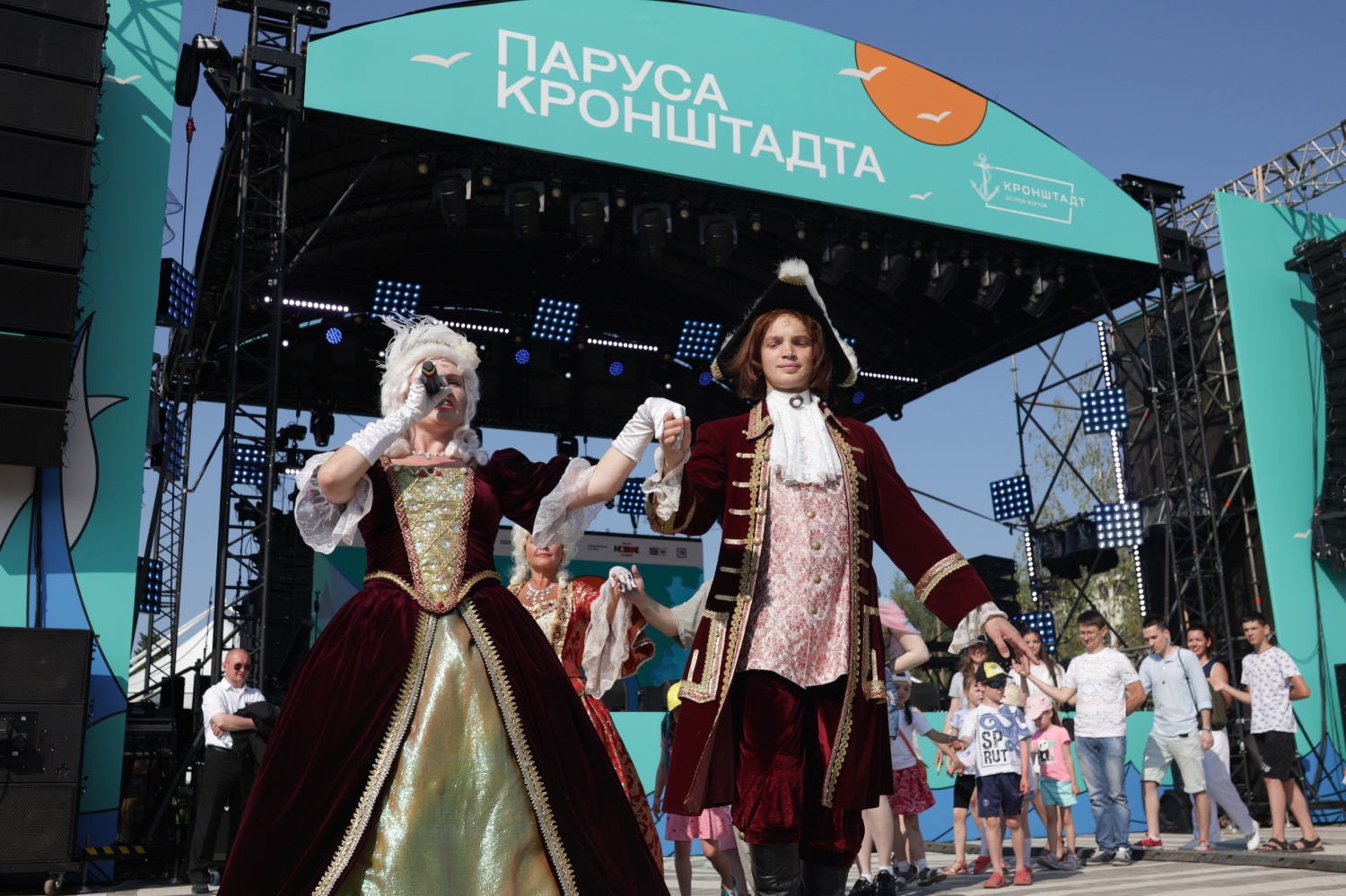 На всех парусах в Кронштадт 