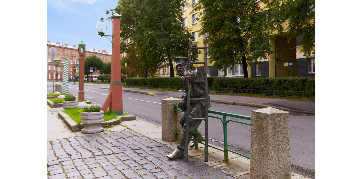 Six unusual monuments in St. Petersburg