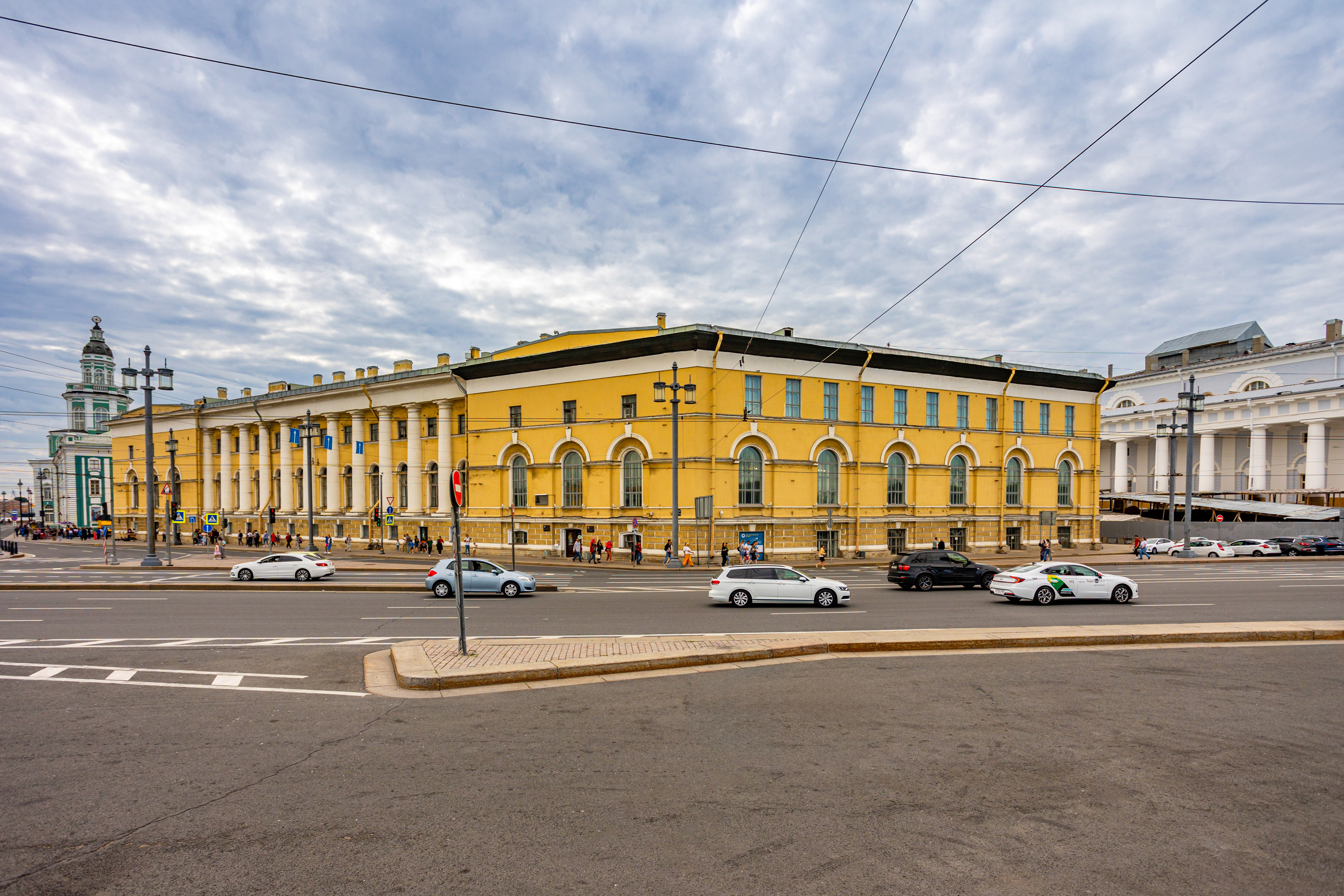 The northern and southern warehouses of the Exchange