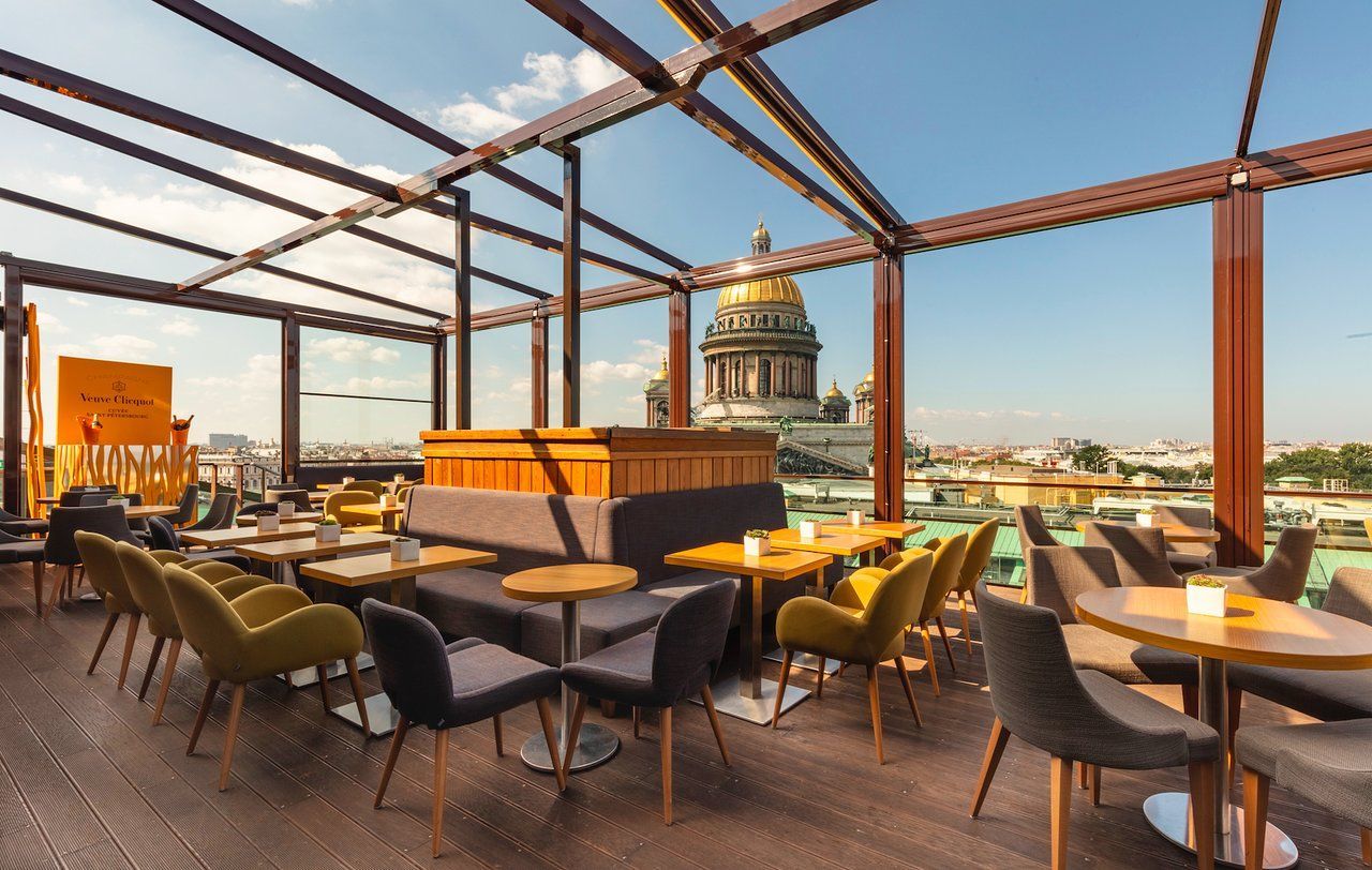 Панорамный ресторан «HI-SO Terrace»