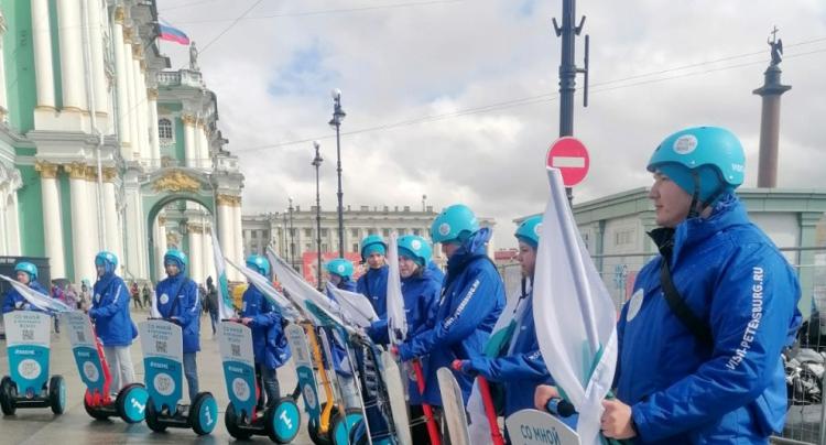 Более 3,5 тысяч человек обратились к волонтерам «Турпомощь/AskmeSPb»