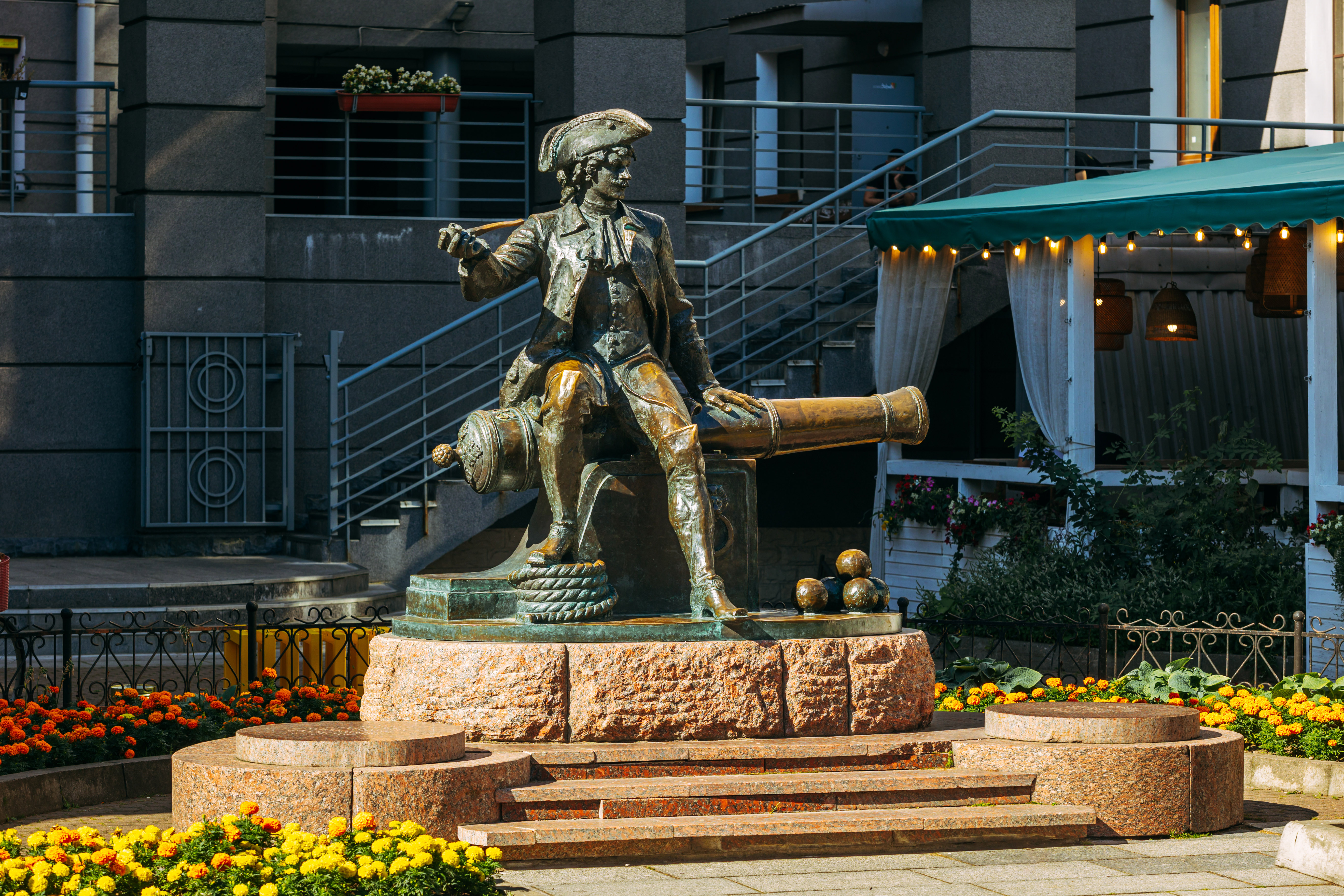 Monument to the gunner Vasily