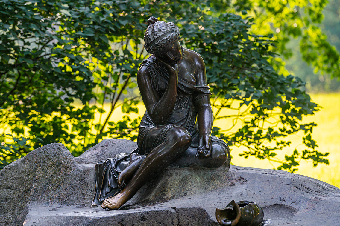 The Girl-with-a-Pitcher Fountain