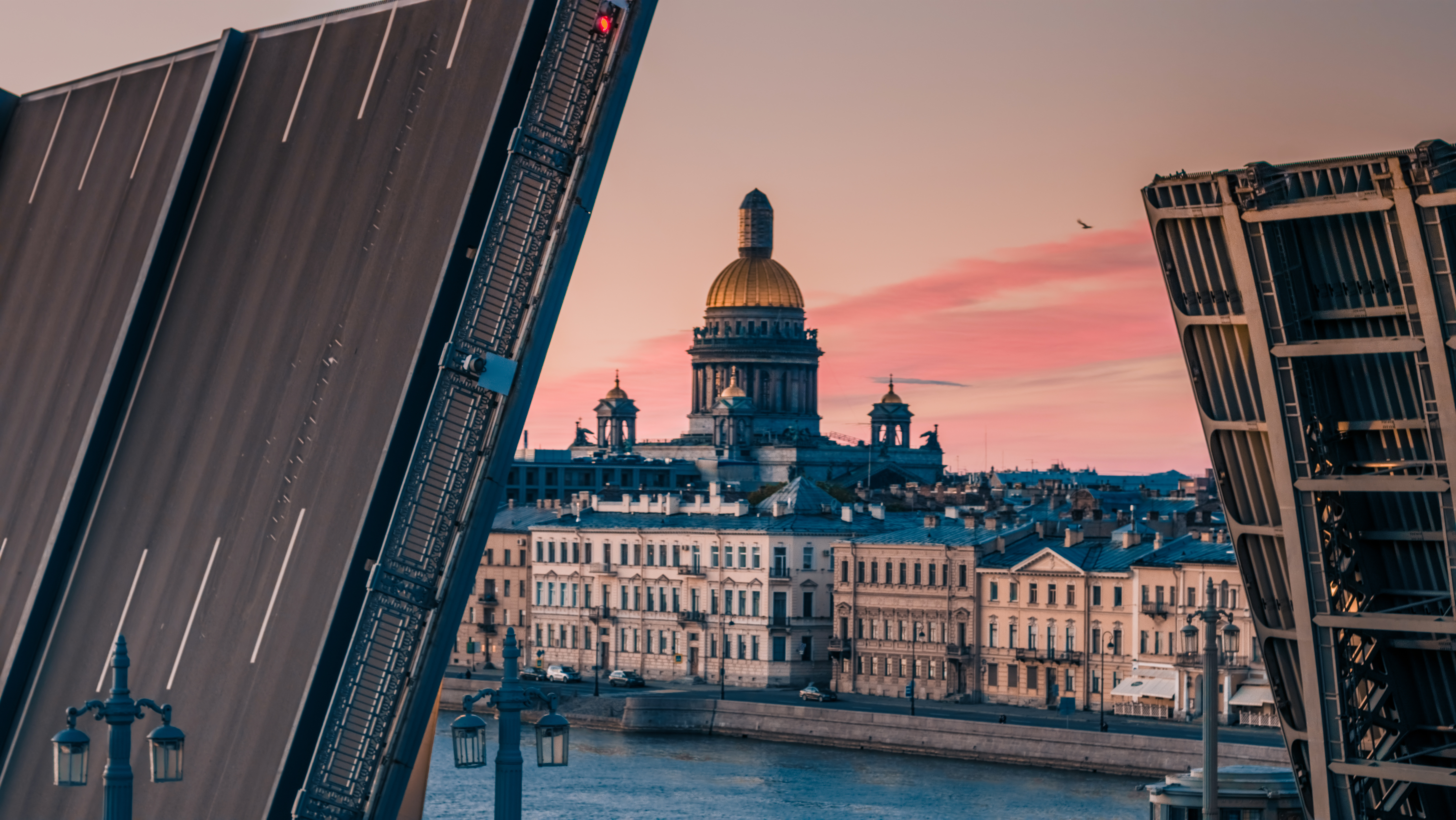 Blagoveshensky Bridge