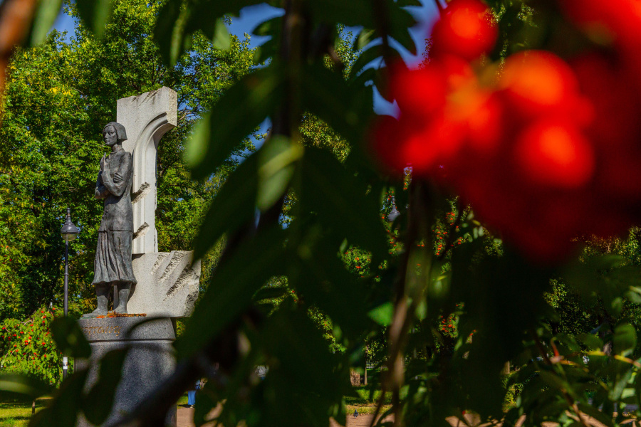 Ольга Берггольц – жизнь и подвиг поэта