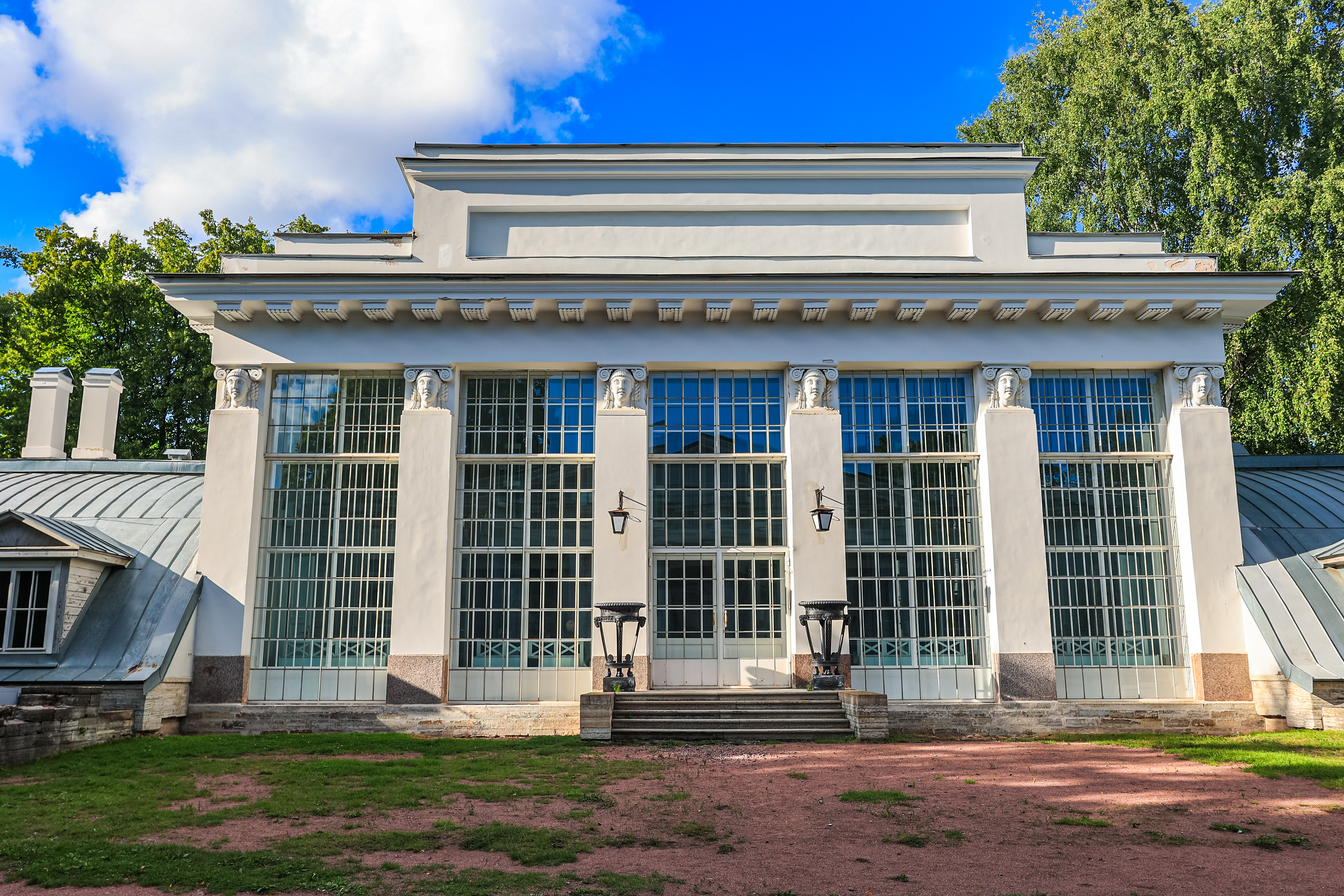 Museum of Artistic Glass