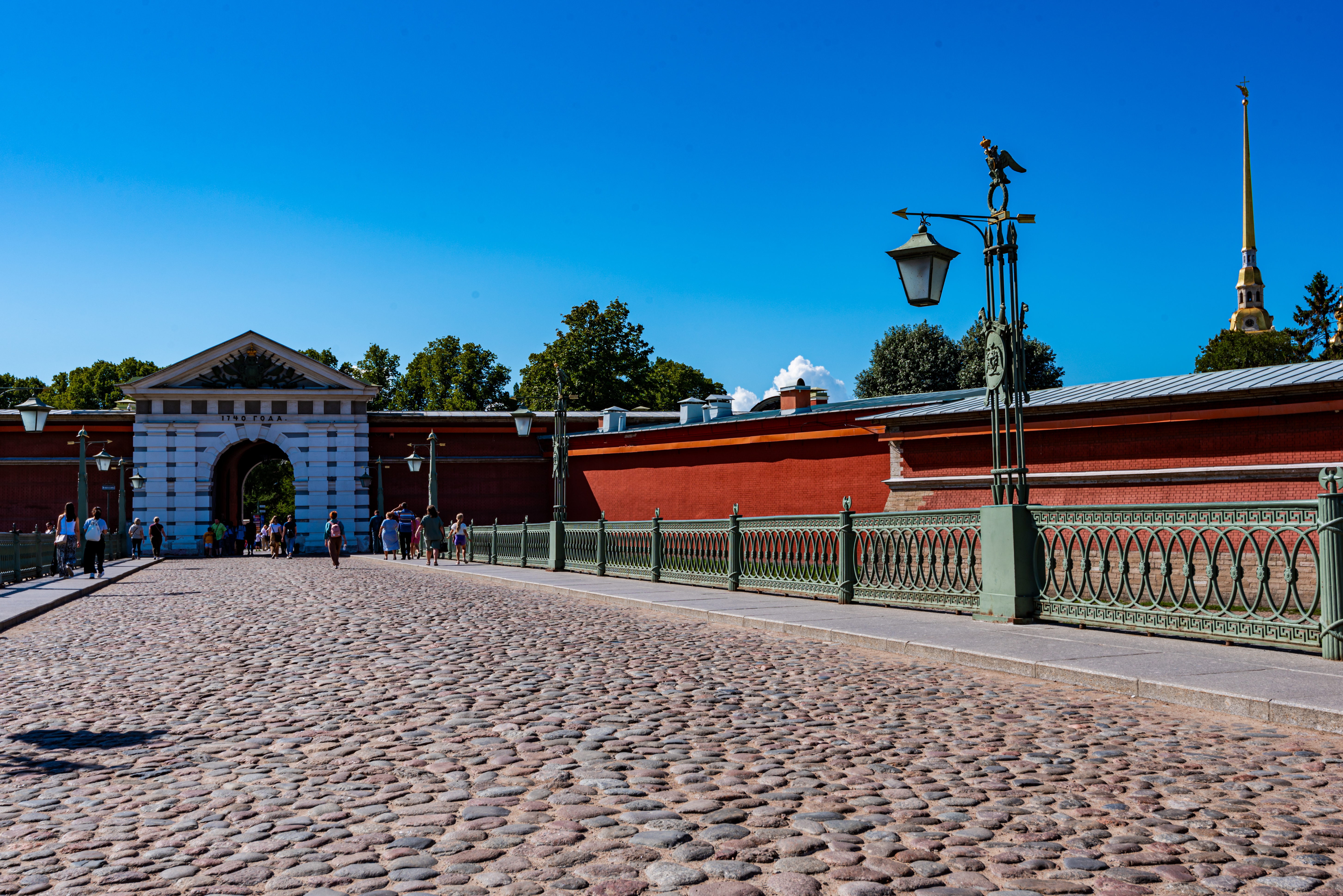 Ioannovsky Bridge