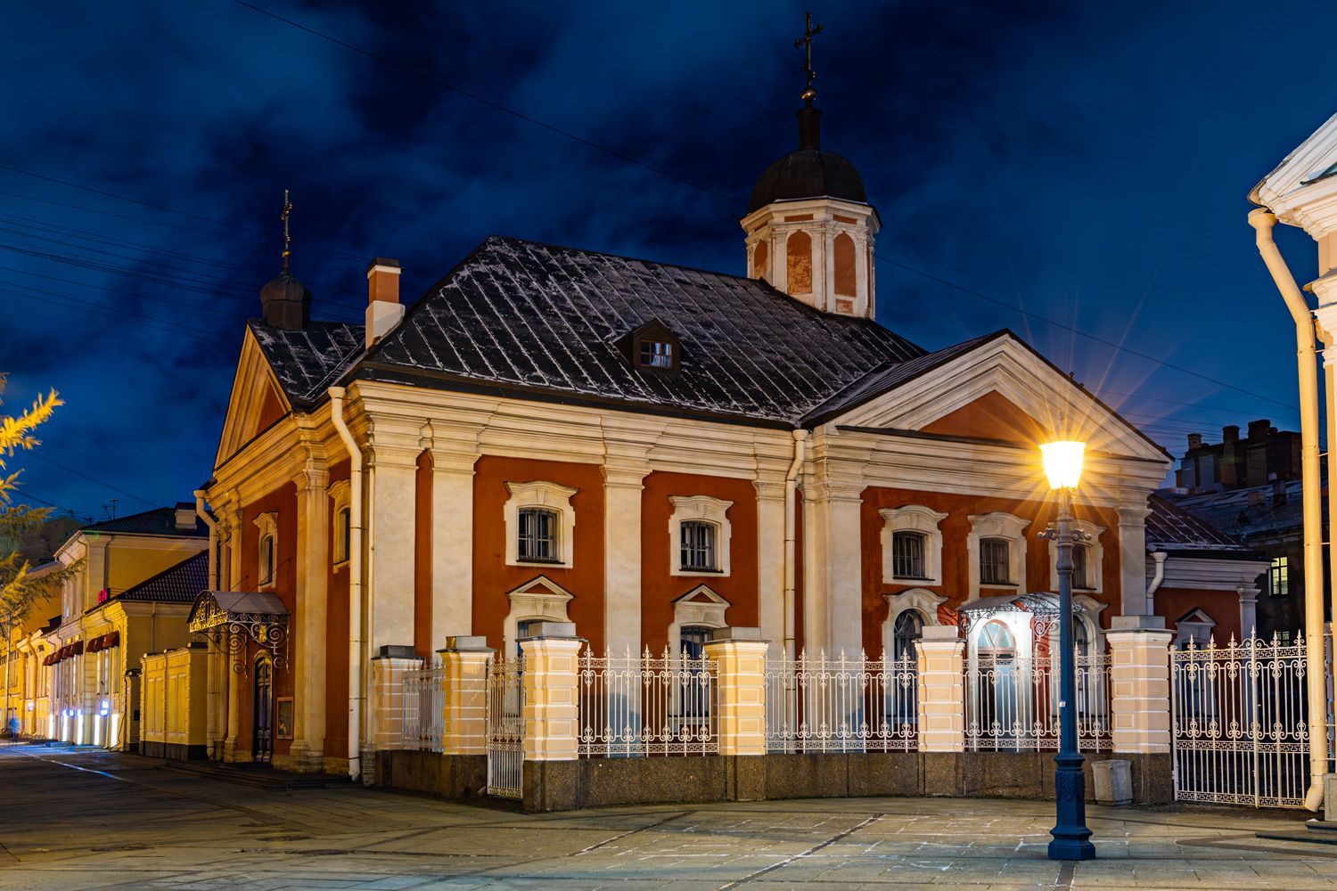 Церковь Трех Святителей Вселенских