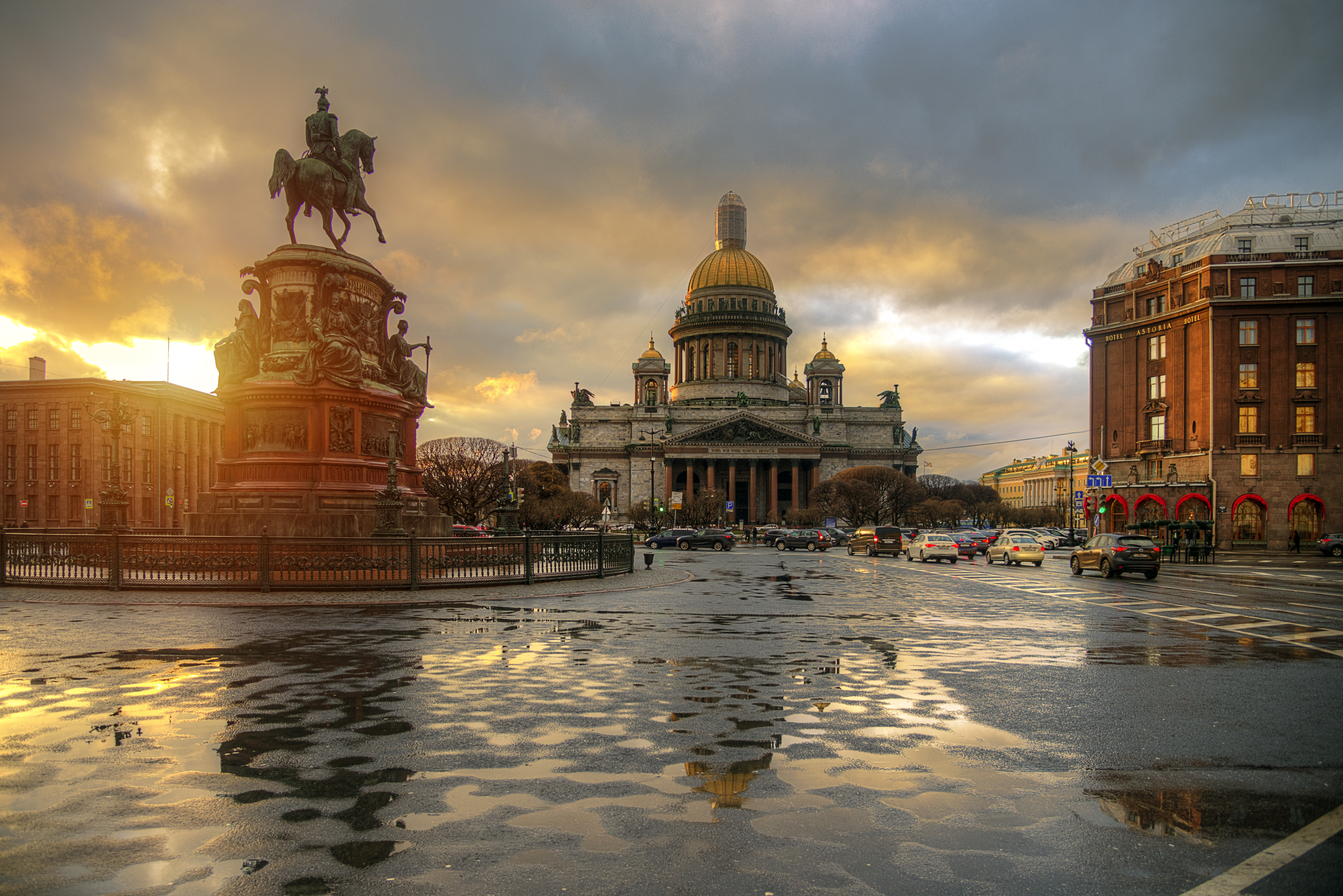 На портале Visit Petersburg можно будет забронировать номер в отеле