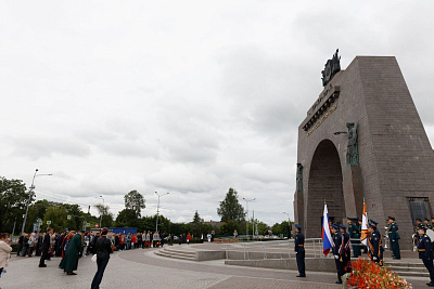 Торжественно-траурная церемония возложения цветов и венков, посвященная Дню Памяти и скорби
